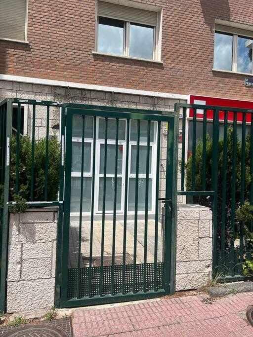 Apartamento Principe De Vergara Madrid Bagian luar foto